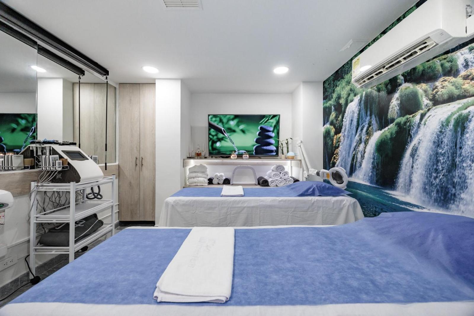 Hotel Laureles Plaza Medellín Kültér fotó