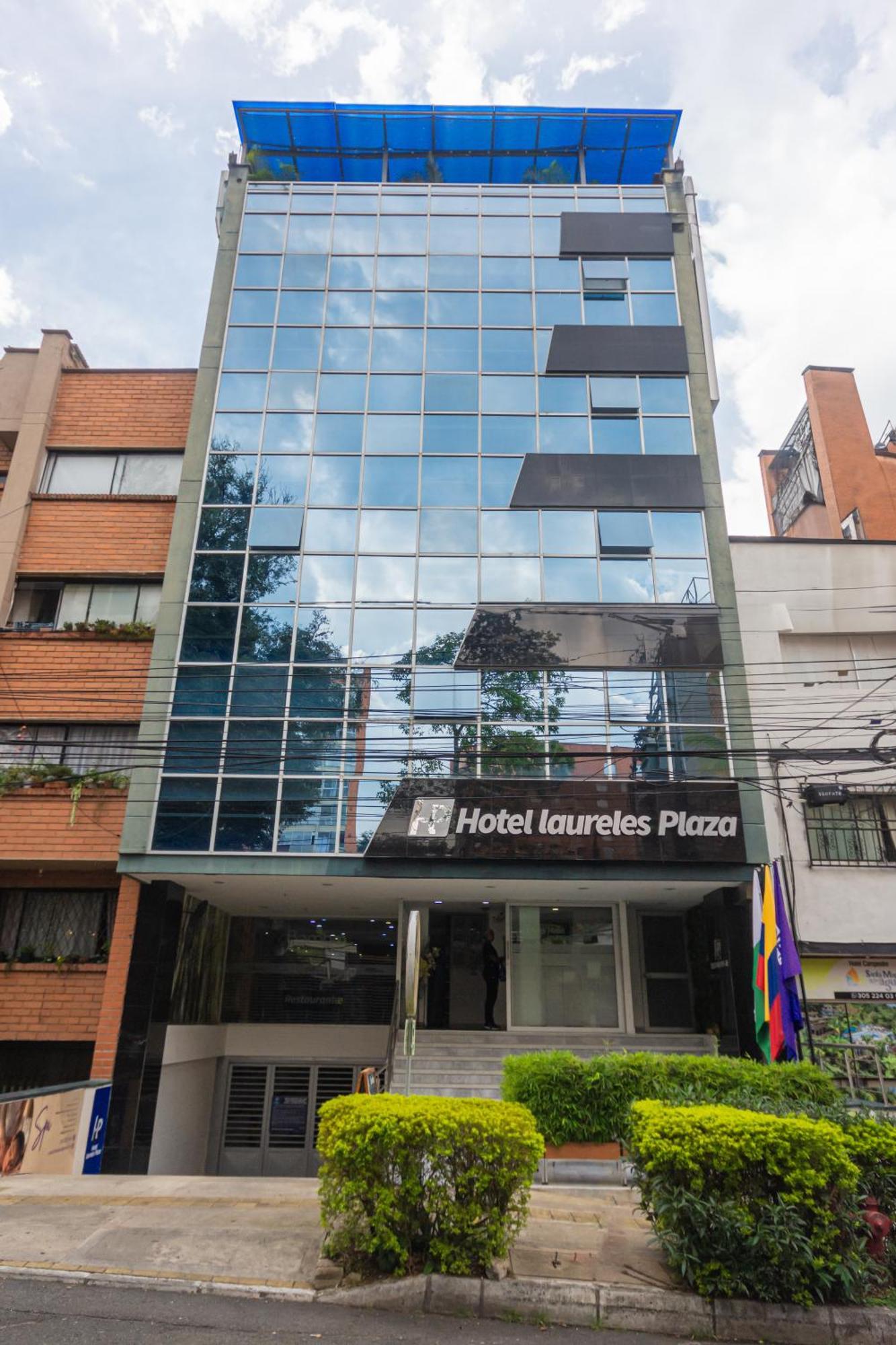 Hotel Laureles Plaza Medellín Kültér fotó
